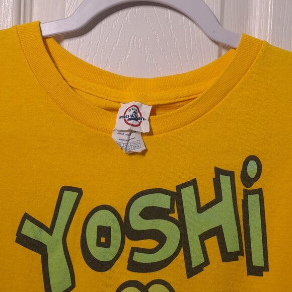 Yoshi USED Shirt (FADING, 2XL, Yellow, Nintendo, 2011, Mario, Dinosaur) - Picture 3 of 7